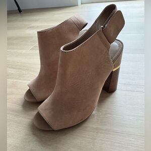 Aldo Taupe Peep-Toe Slingback Block Heel (Size 6.5)